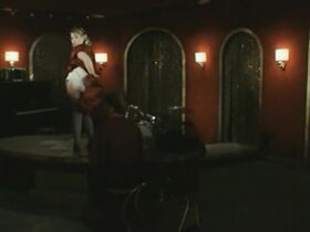 Вирджиния Роберт голая – Мегрэ s01E04 (1992) #1