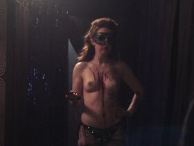 Роксанна Паллетт голая, Оливия Слойан голая, СиСи Синклер голая, Элизабет Найт голая, Леди Дикий Цветок голая – Habit (2017) #6