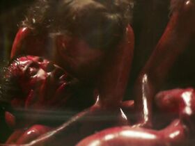 Роксанна Паллетт голая, Оливия Слойан голая, СиСи Синклер голая, Элизабет Найт голая, Леди Дикий Цветок голая – Habit (2017) #9