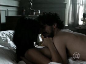 Янна Лавин голая – Опасные связи s01E03 (2016)