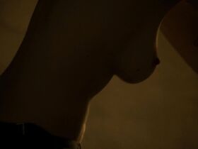 Зузана Фиалова голая – Я обслуживал английского короля (2006) #5