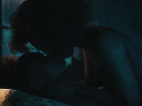 Зоша Рокемор голая – Умираю со смеху s02e04 (2018) #5