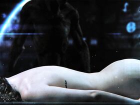 Элис Крокер голая – Проблемы Серых пришельцев (2017) #3