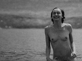 Анн Броше голая – Пыль (2001) #4