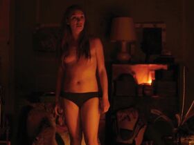 Летиция Дош голая – Любовь и прочий зоопарк (2018) #1