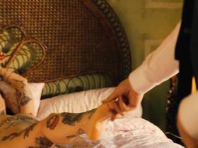 Летиция Дош голая – Любовь и прочий зоопарк (2018) #8