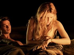 Белла Торн секси – Полночное солнце (2018) #4