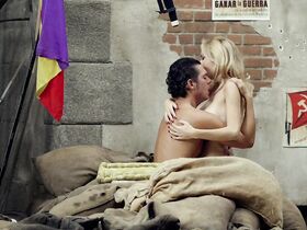 Кира Миро голая – Не зови это любовью, зови порно (2011) #1