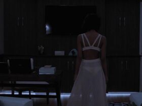 Кристл Стюарт секси – Раздражительность (2018) #5