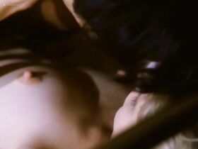 Хелен Слейтер голая – Предательство голубки (1993) #1