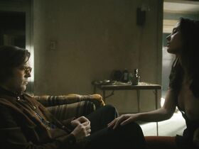 Клер Проктор голая – Умираю со смеху s02e04 (2018)