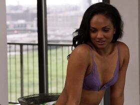 Мекиа Кокс секси – Медики Чикаго s03e01 (2017) #6