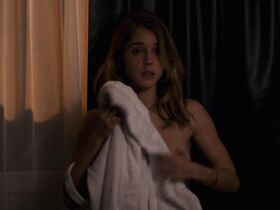 Алис Исааз голая – On the Sly: In Search of the Family Stone (2017) #5