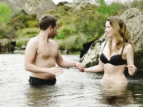 Талула Райли секси – Шотландская мидия (2015) #7