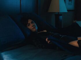 Мэгги Сифф секси, Аликс Либби голая, Кэтлин Пирс голая, Валери Лессард голая, Анна Тайсон голая – Миллиарды s03e07 (2018) #3