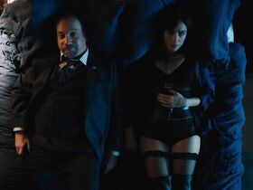 Мэгги Сифф секси, Аликс Либби голая, Кэтлин Пирс голая, Валери Лессард голая, Анна Тайсон голая – Миллиарды s03e07 (2018) #4