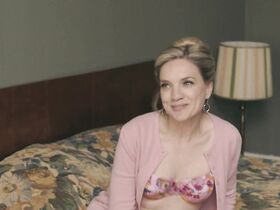 Анник Фейфер голая – Жизнь прекрасна (2018) #1