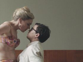 Анник Фейфер голая – Жизнь прекрасна (2018) #4