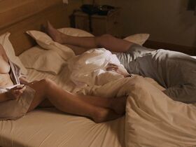 Кирстон Вэрэйнг голая – Связанные кровью (2010)