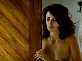 Пенелопа Крус голая – Разомкнутые объятия (2009) #5