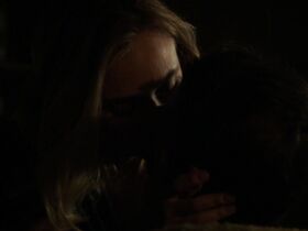 Дайан Крюгер секси – Мост s02e04 (2014) #17