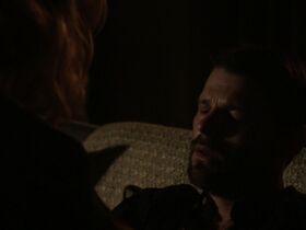 Дайан Крюгер секси – Мост s02e04 (2014) #21