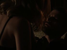 Дайан Крюгер секси – Мост s02e04 (2014) #44