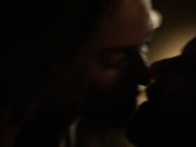 Дайан Крюгер секси – Мост s02e04 (2014) #49