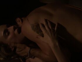 Дайан Крюгер секси – Мост s02e04 (2014) #67