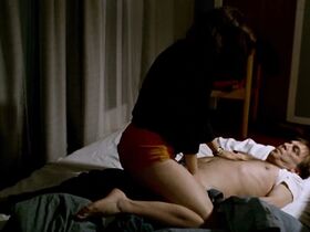 Марша Гэй Харден голая, Дона Рис голая – Увлечение (1992) #5