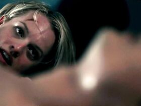 Элизабет Мосс голая – Рассказ служанки s02e02 (2018) #3