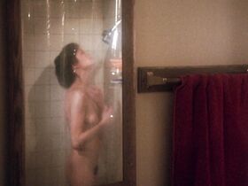 Алейса Ширли голая – Сладкие 16 (1986) #3