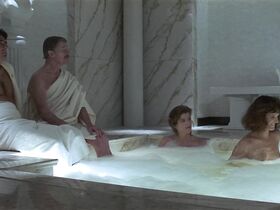 Сара Экхардт голая, Карен Колхаас голая – Всё меняется (1988) #2