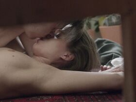 Кристин Джесс Родин голая – Ничто не заканчивается (2016)