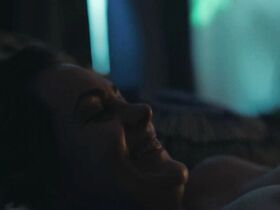 Сири Сельесет голая – Девочки с амбициями s03e01 (2018)