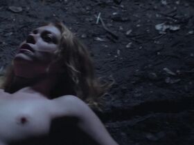 Николетта Ханссен голая, Эрин Оунби голая – Отчаянный (2018) #2