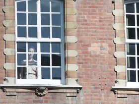 Джини Спарк голая – Соучастник s01e03 (2018) #3