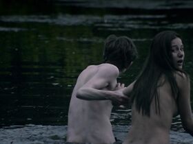 Шарлотта Вега голая – Обитатели (2017) #3