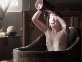 Ив Понсонби голая – Белая королева s01e01 (2013)