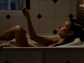 Александра Поплавска голая – Город сокровищ s01e06 (2017) #2