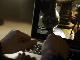 Александра Поплавска голая – Город сокровищ s01e06 (2017) #3