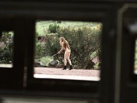 Кристиана Сидел голая – Забытые Богом s01е02 (2017)