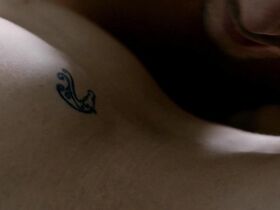 Андреа Петрик голая – Кинчем (2017)