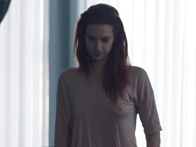 Даница Чурчич голая, Астрид Граруп Эльбо голая – Darling (2017) #2