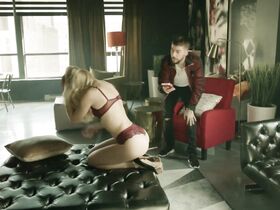 Людивин Рединг секси – Беглянка s01e06 (2018) #3