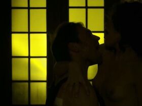 Брюн Рено голая – Трансферы s01e05 (2017) #3