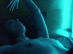 Хейда Рид голая – Стелла Блумквист s01e01 (2017) #1