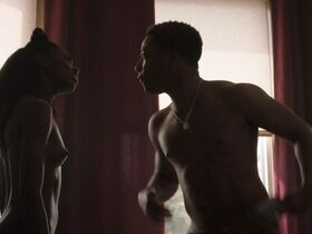 Биргунди Бэйкер голая – Чи s01e01 (2018)