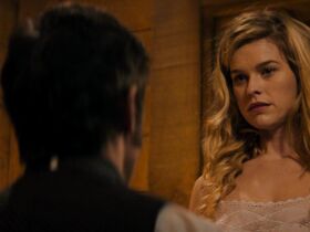 Элис Ив секси – Украденный (2017) #1