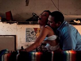 Денай Гарсиа голая – Отомстить за Воронов (2017) #3